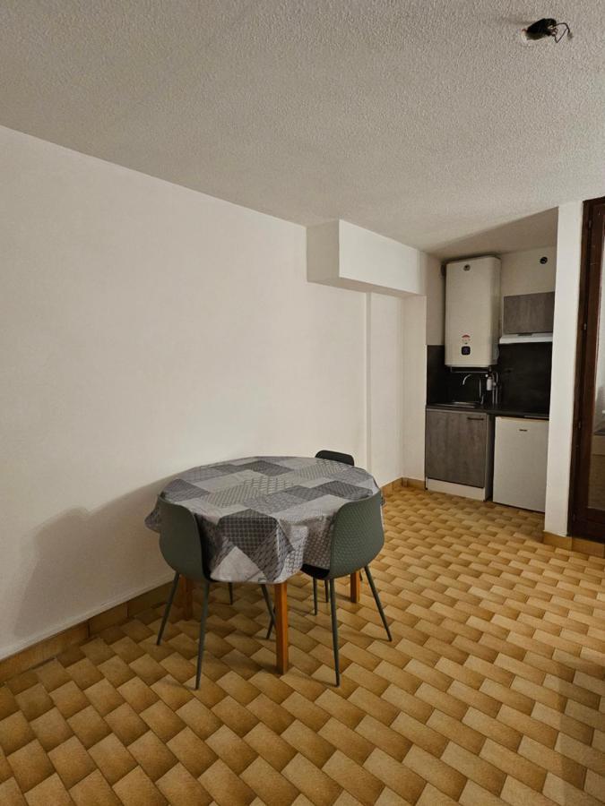 Studio Cabine Clim Wifi Parking Draps - 1 Etoile - Self Check-In Possible La Grande-Motte Exterior photo